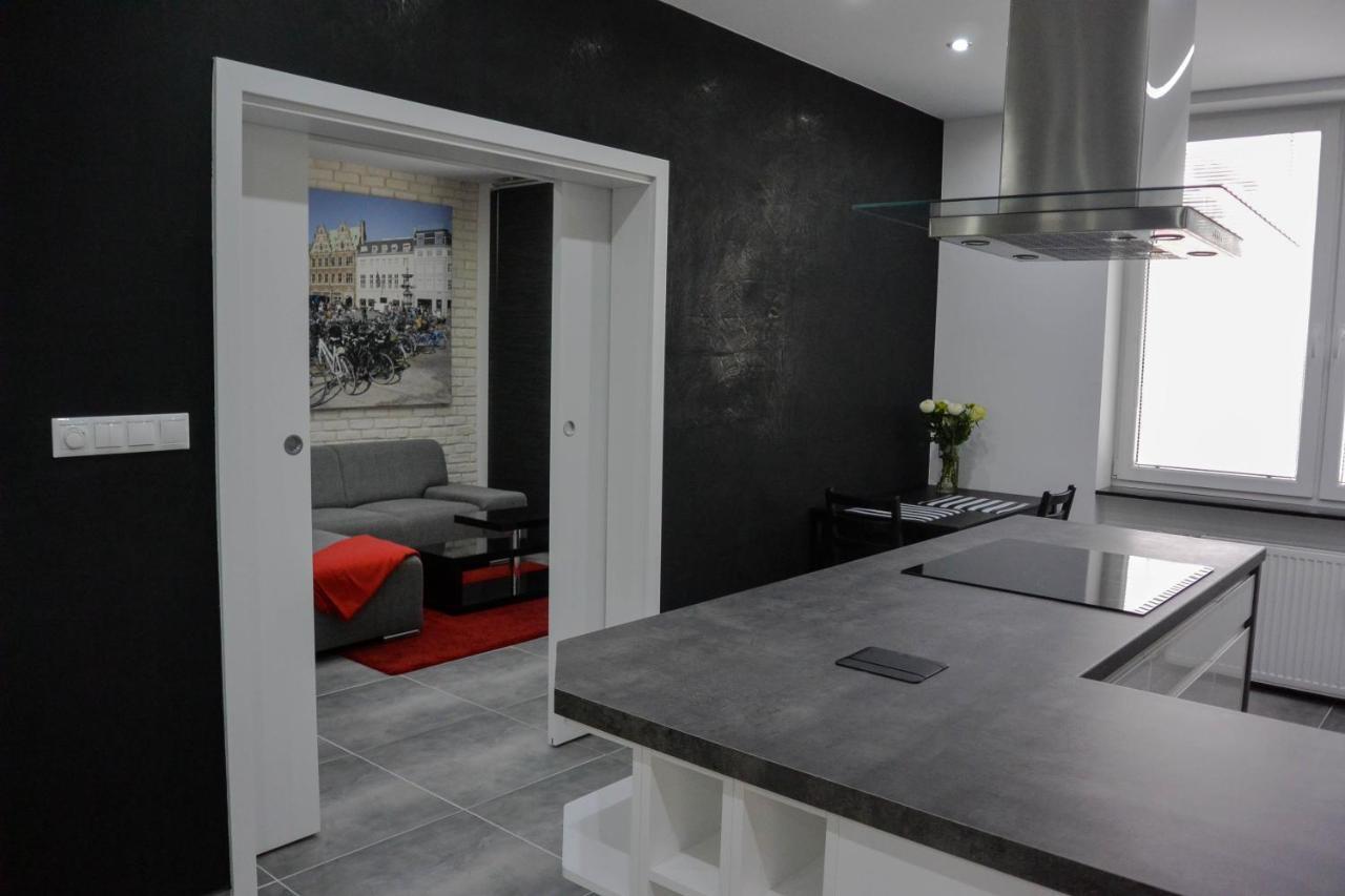 Rr Bus Station Apartment 브라티슬라바 외부 사진